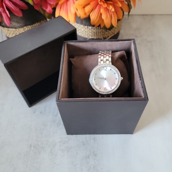 Michael Kors Empty Watch Box with Pillow - Great for Storage, Display, or Resale - Picture 5 of 6